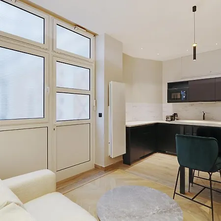Pick A Flat's In Parc Monceau - Boulevard De Courcelles Appartement Parijs