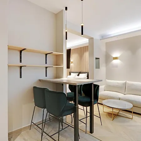 Pick A Flat's In Parc Monceau - Boulevard De Courcelles Appartement