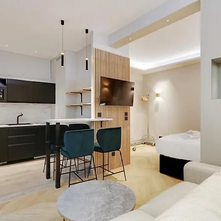 Appartement Pick A Flat's In Parc Monceau - Boulevard De Courcelles *