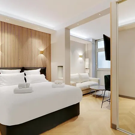 Pick A Flat's In Parc Monceau - Boulevard De Courcelles *